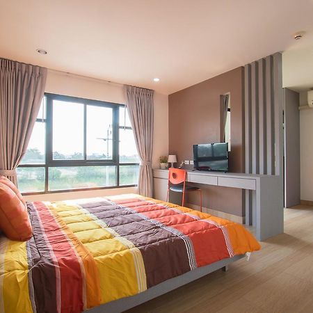 Live At Home Sukhumvit 105 Bangkok Luaran gambar