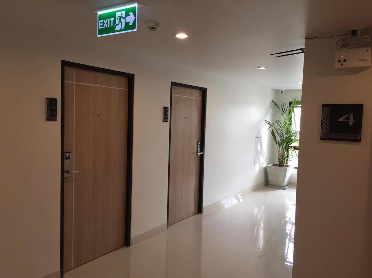 Live At Home Sukhumvit 105 Bangkok Luaran gambar